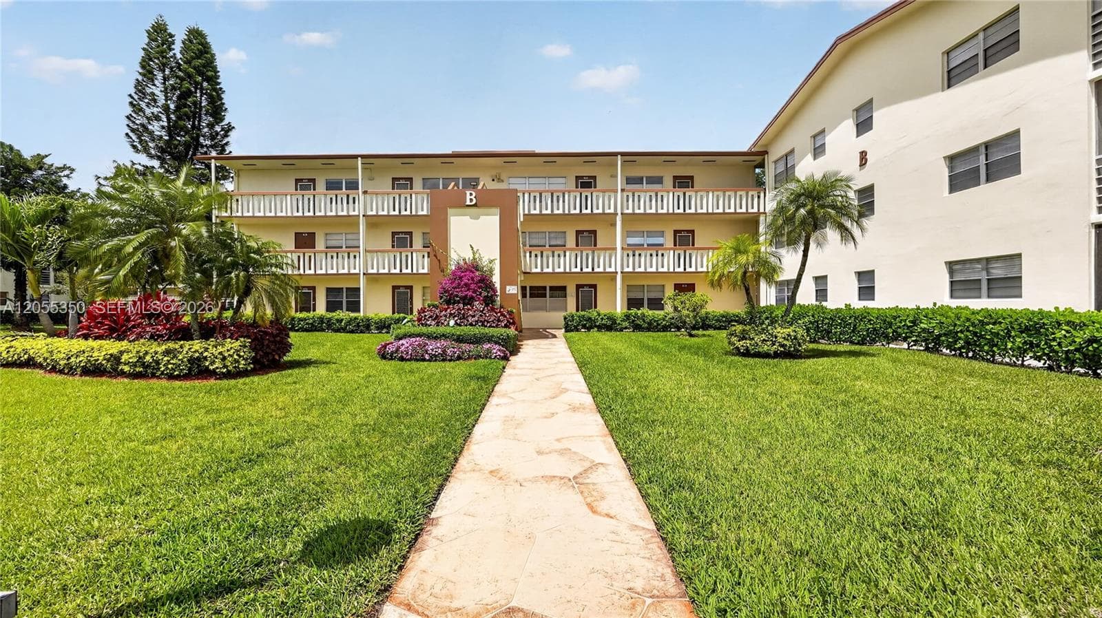 48 Mansfield B # 48, Boca Raton, FL 33434
