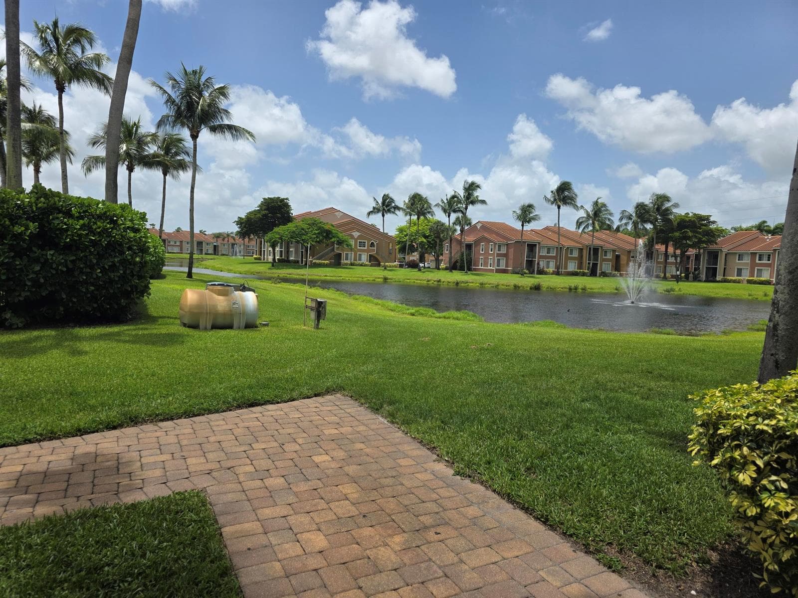 7824 SONOMA SPRINGS Circle # 104, Lake Worth, FL 33463 photo 4