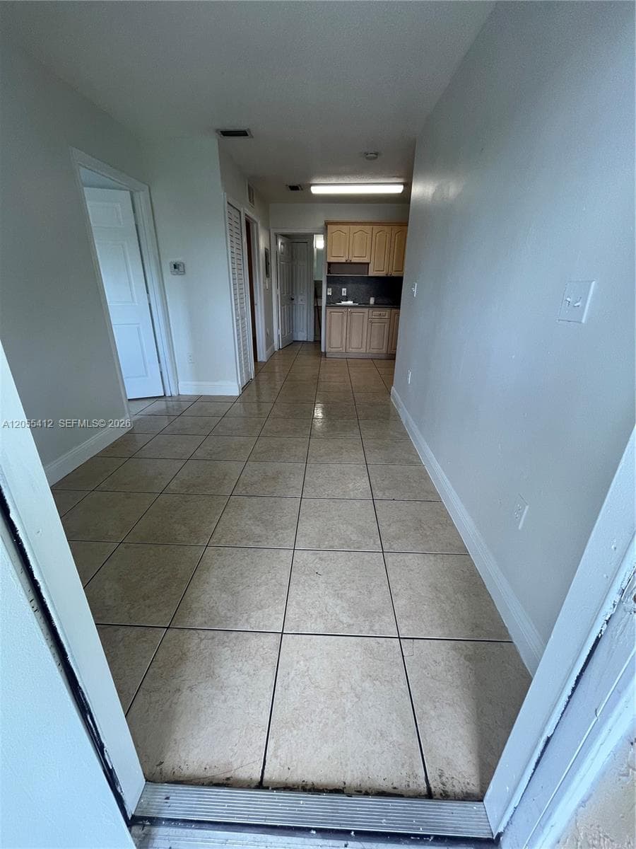 2185 NW 16th Ter # 7, Miami, FL 33125