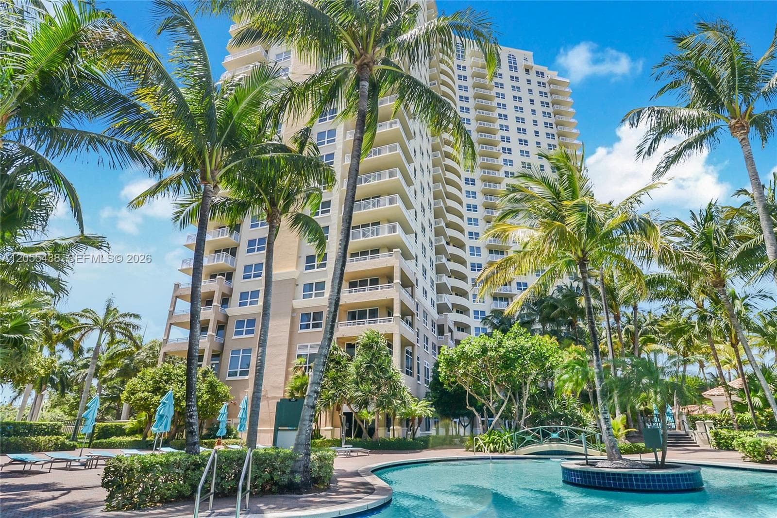 19501 W Country Club Dr # 1705, Aventura, FL 33180 photo 3