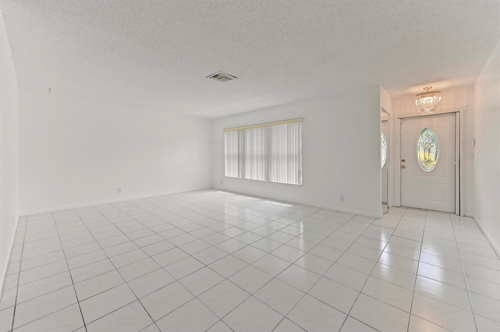 6387 Summer Sky Lane, FL 33463 photo 4