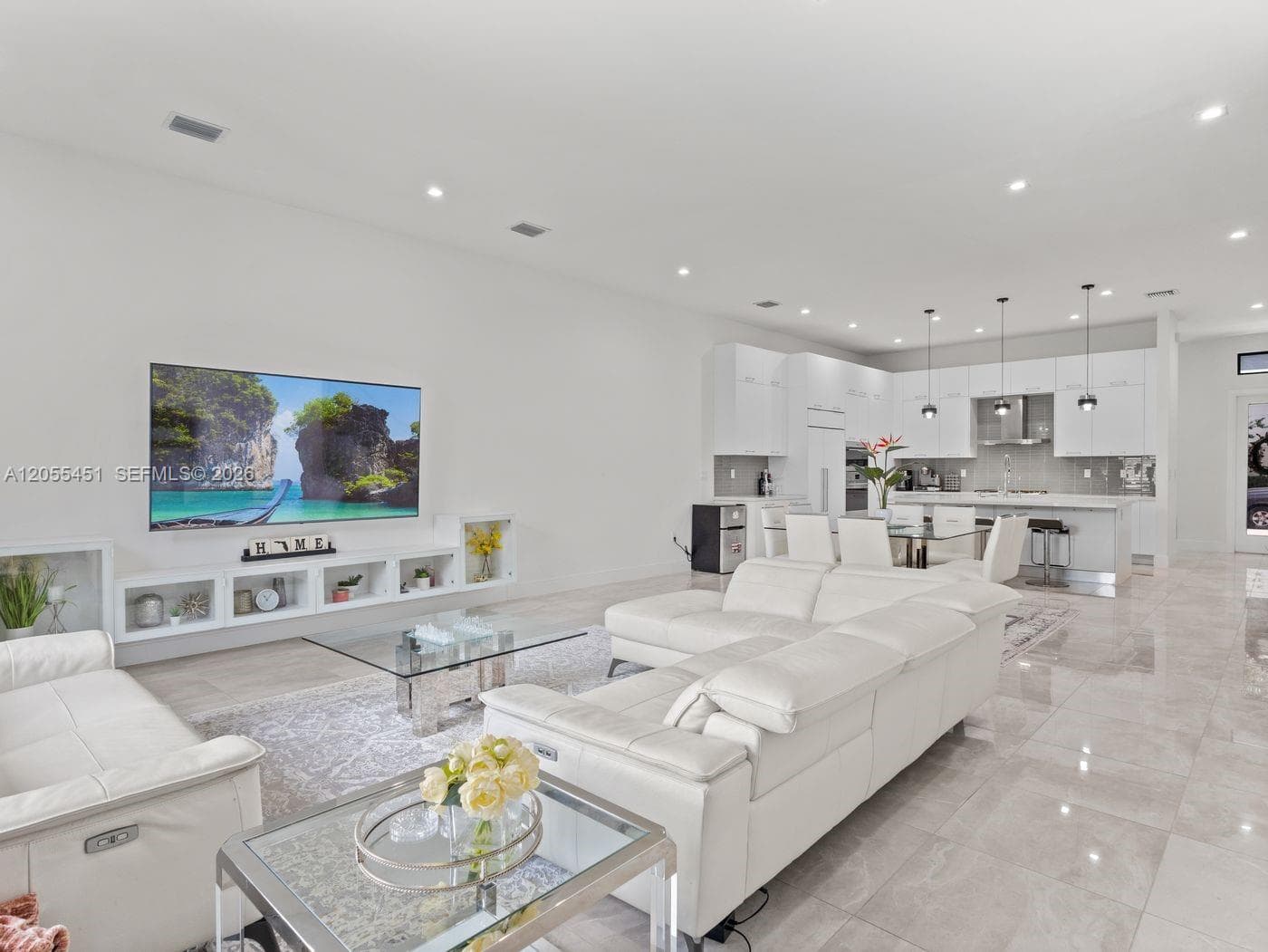 8143 NW 47th Ter, Doral, FL 33166 photo 4