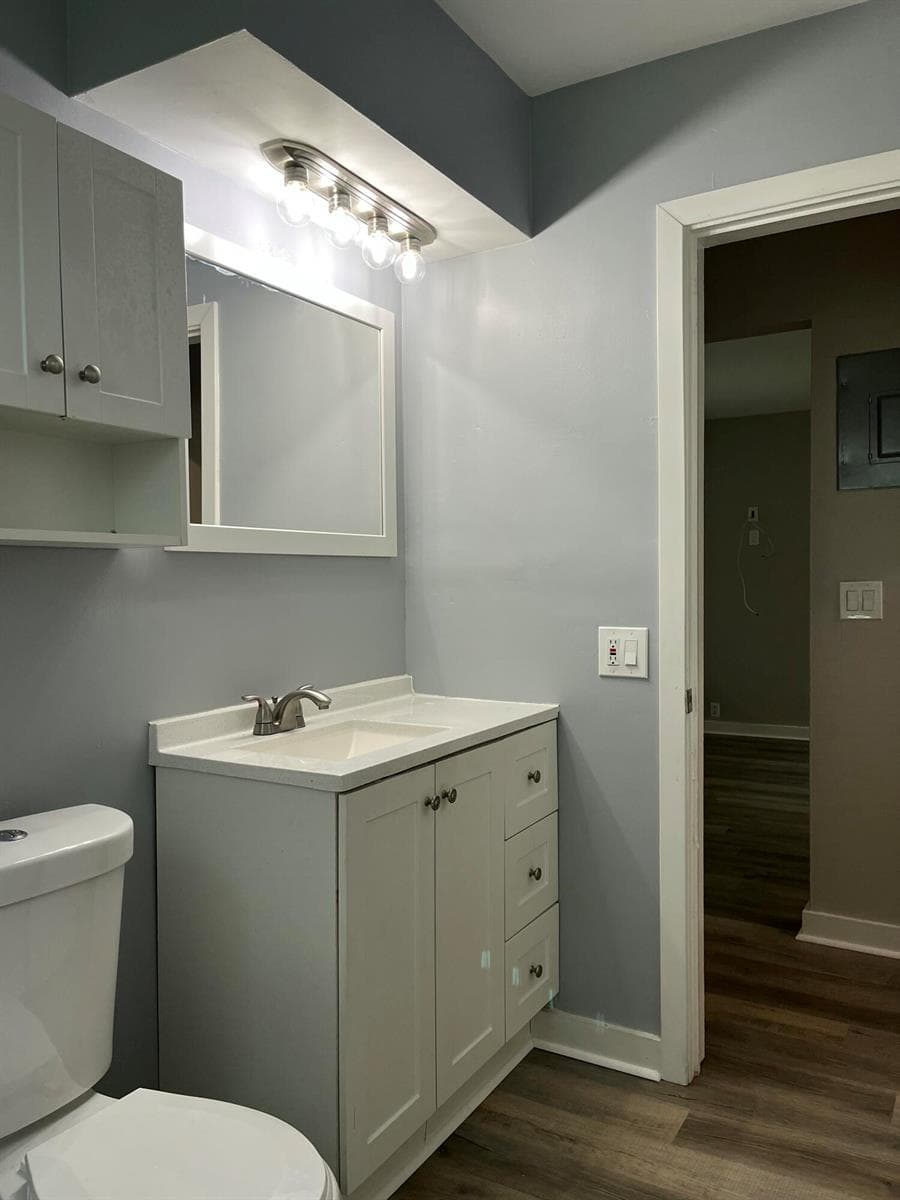 4250 NW 21st Avenue, Oakland Park, FL 33309 photo 3