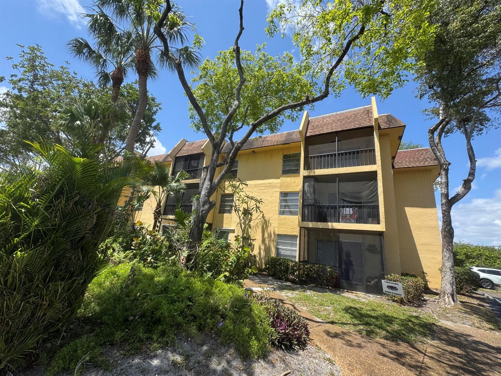 450 NW 20th Street, Boca Raton, FL 33431 photo 2