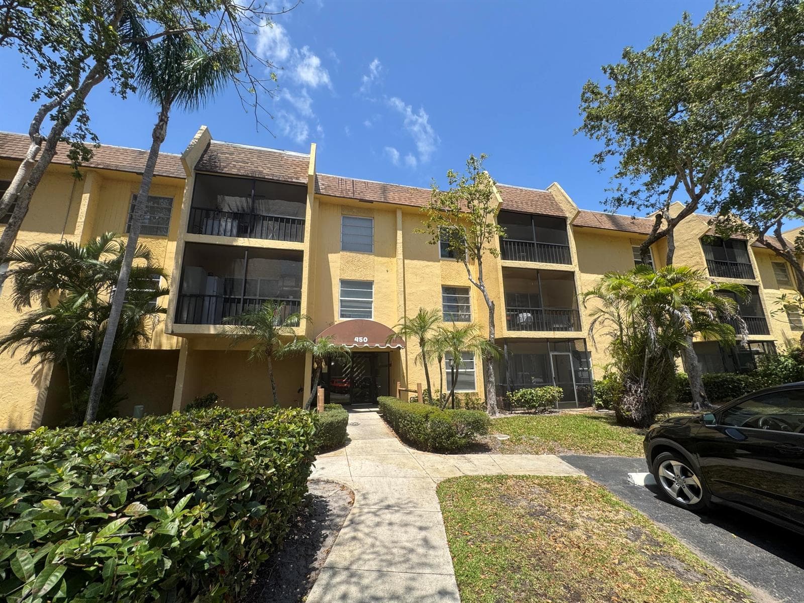 450 NW 20th Street, Boca Raton, FL 33431