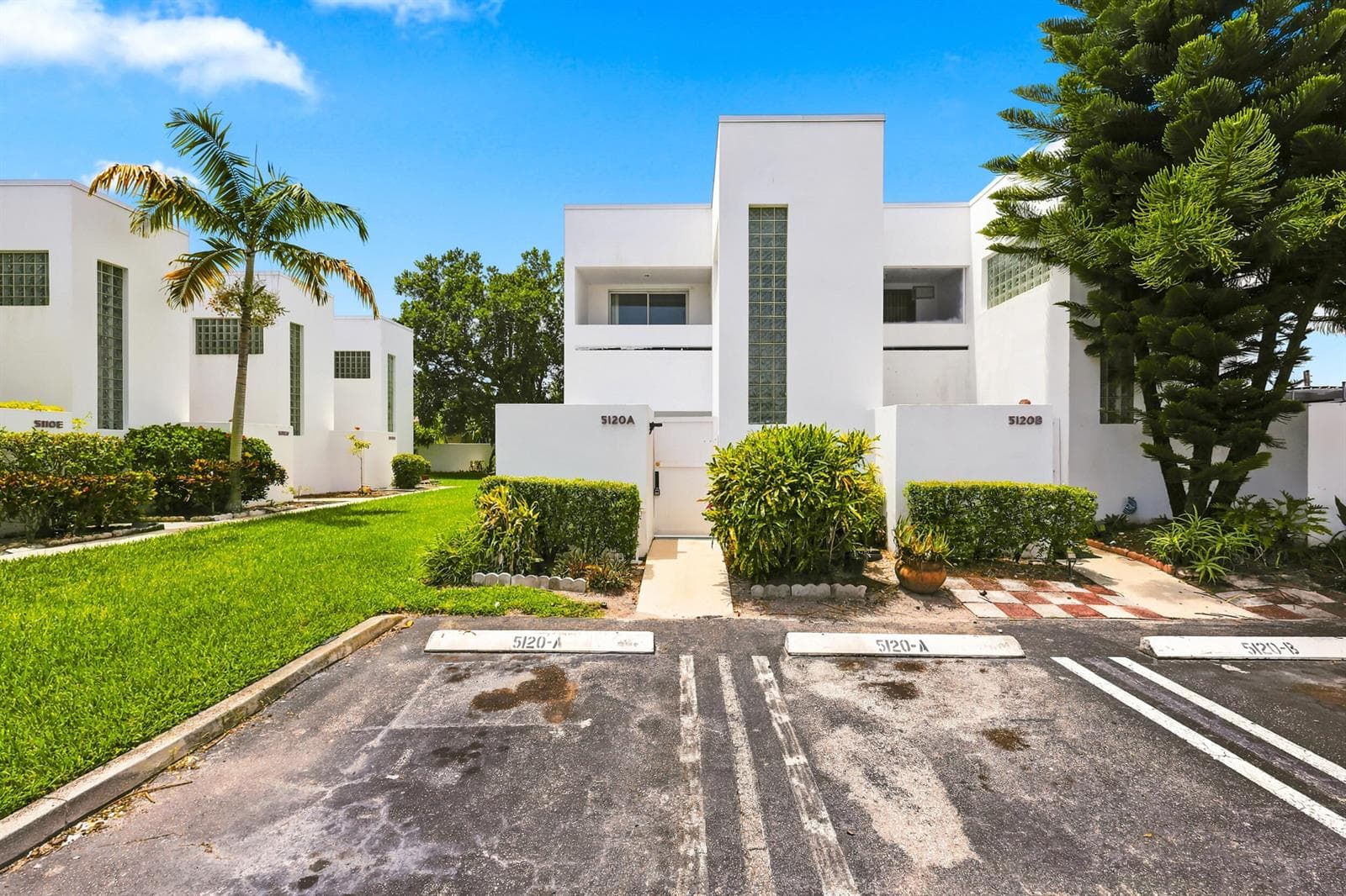 5120 Elmhurst Road # A, West Palm Beach, FL 33417 photo 5