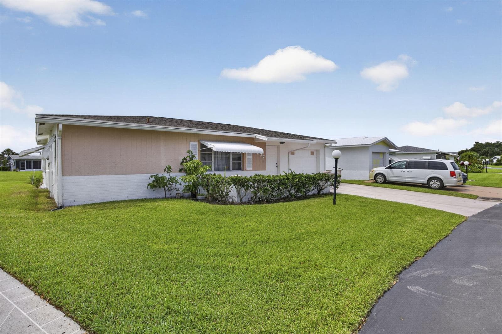 5337 BELLEVILLE Road, West Palm Beach, FL 33417 photo 2