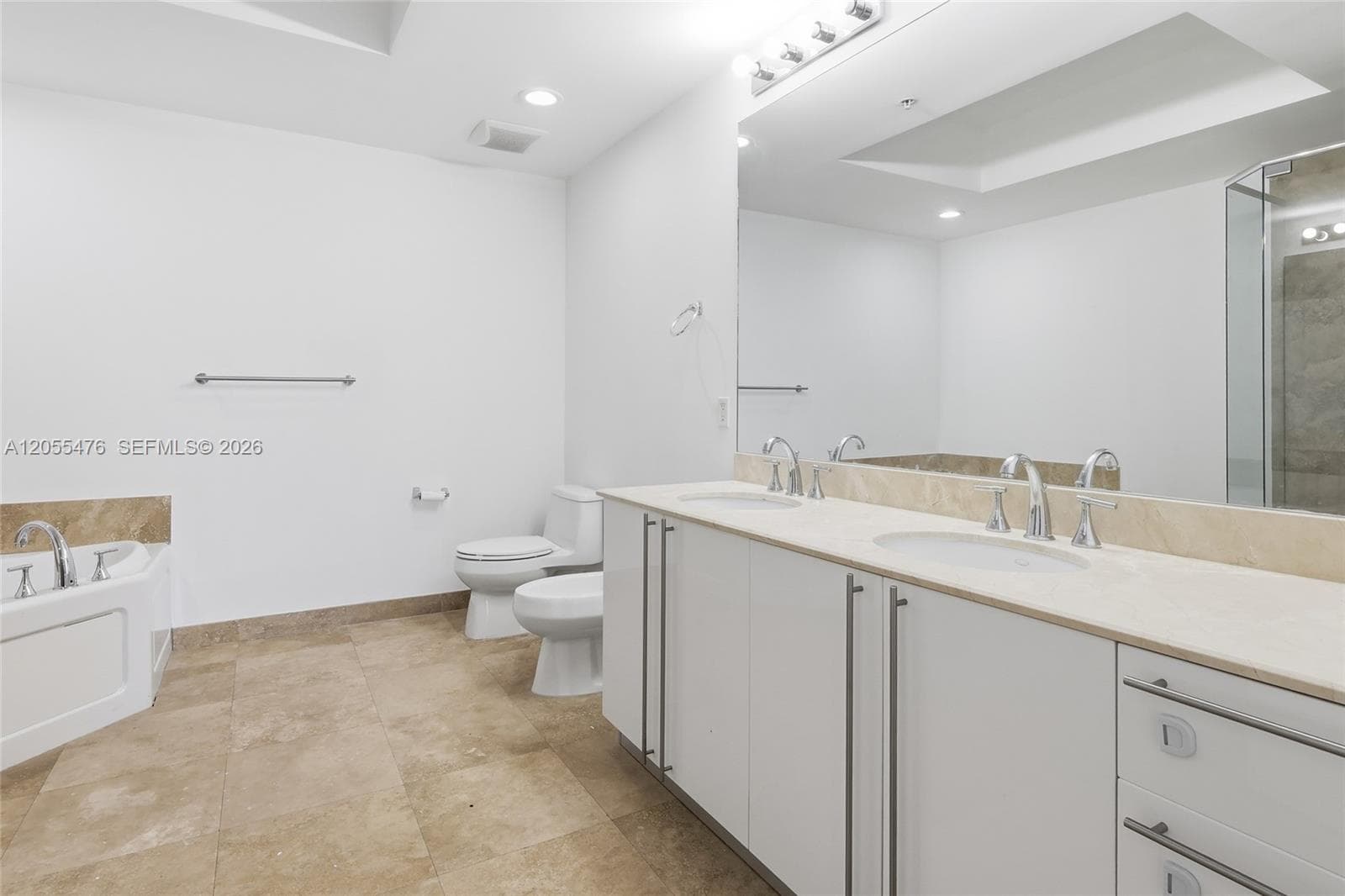 3030 NE 188th St # 509, Aventura, FL 33180 photo 5