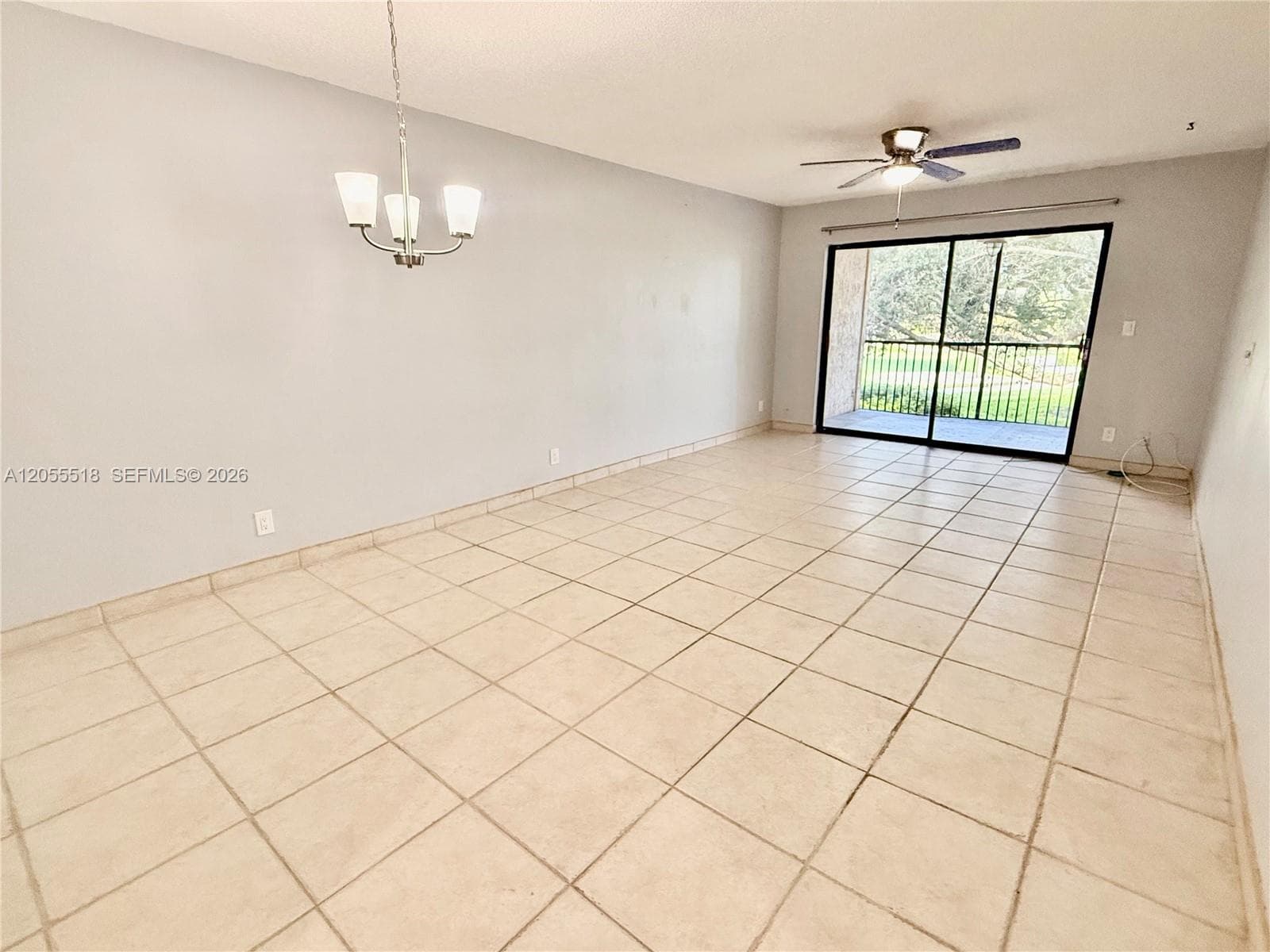 200 Jacaranda Country Club Dr # 4B, Plantation, FL 33324 photo 2