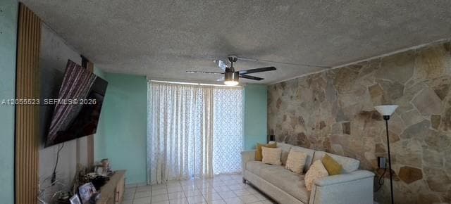 8405 NW 8th St # 201, Miami, FL 33126 photo 3