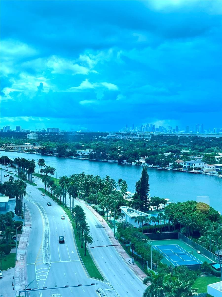 5445 Collins Ave # 1515, Miami Beach, FL 33140 photo 2