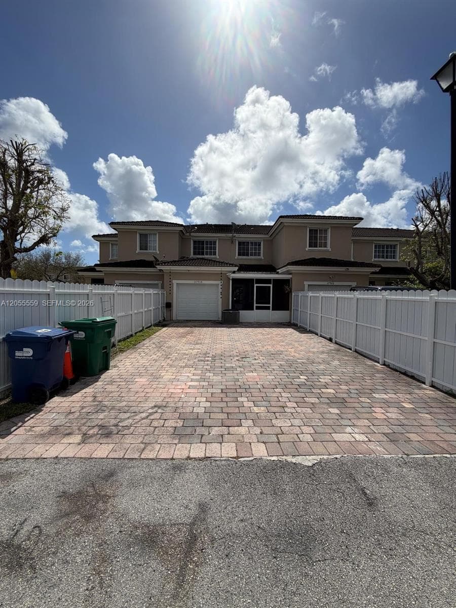 27918 SW 140th Ave, Homestead, FL 33032 photo 2