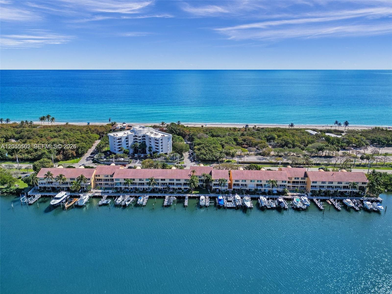 4234 N Ocean Dr, Hollywood, FL 33019 photo 2