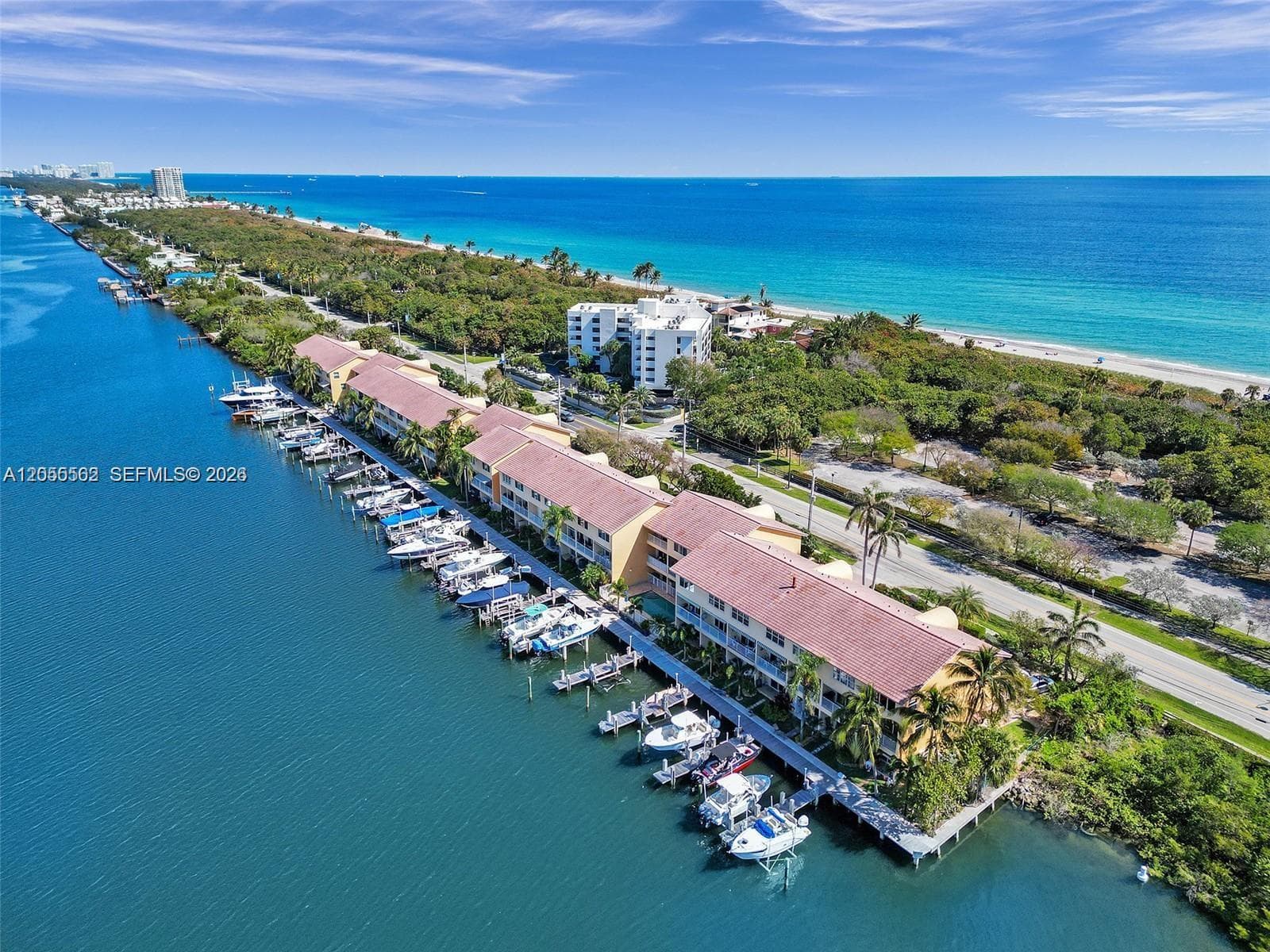 4234 N Ocean Dr, Hollywood, FL 33019 photo 3
