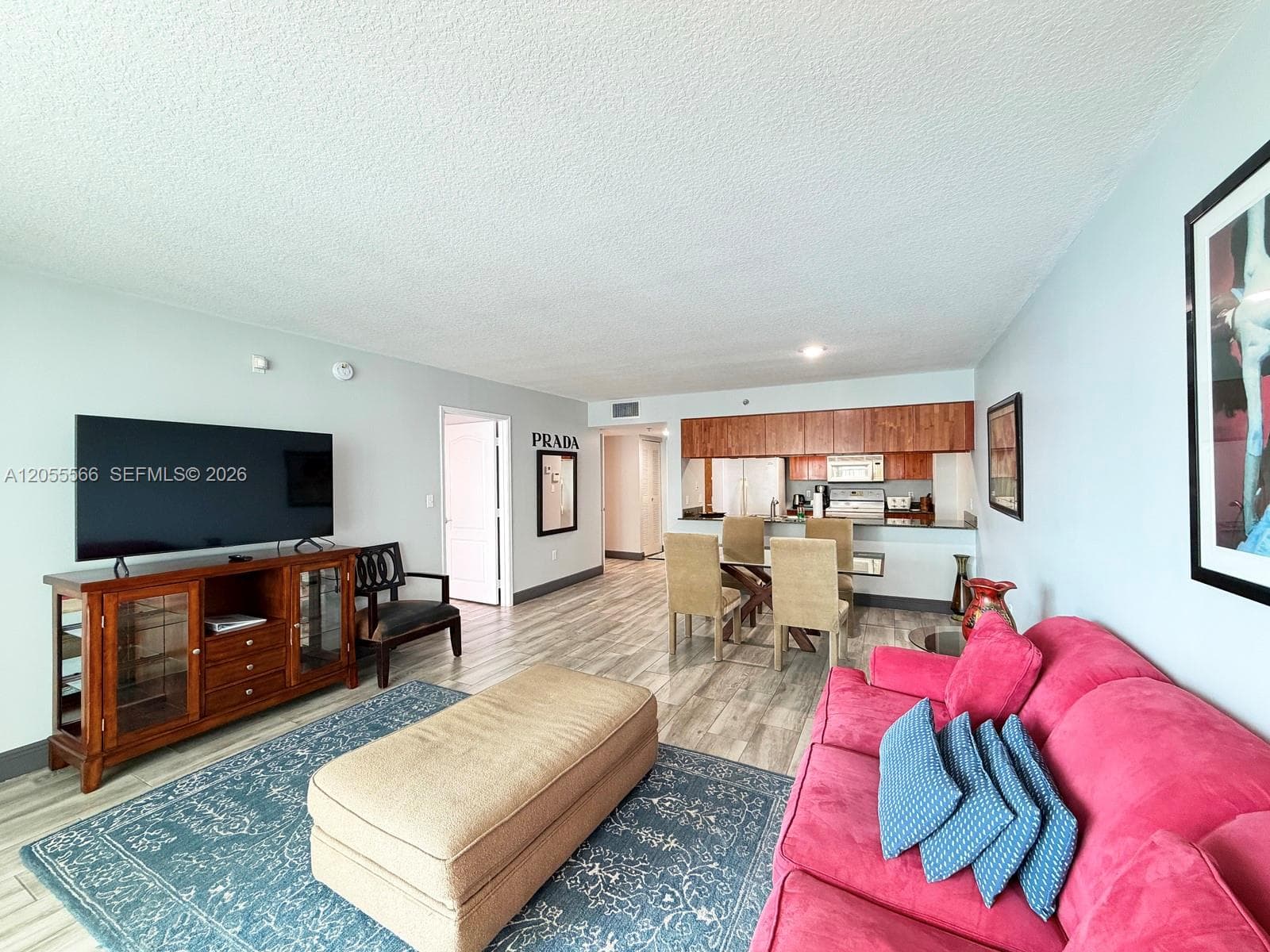 1200 Brickell Bay Dr # 3106, Miami, FL 33131 photo 2