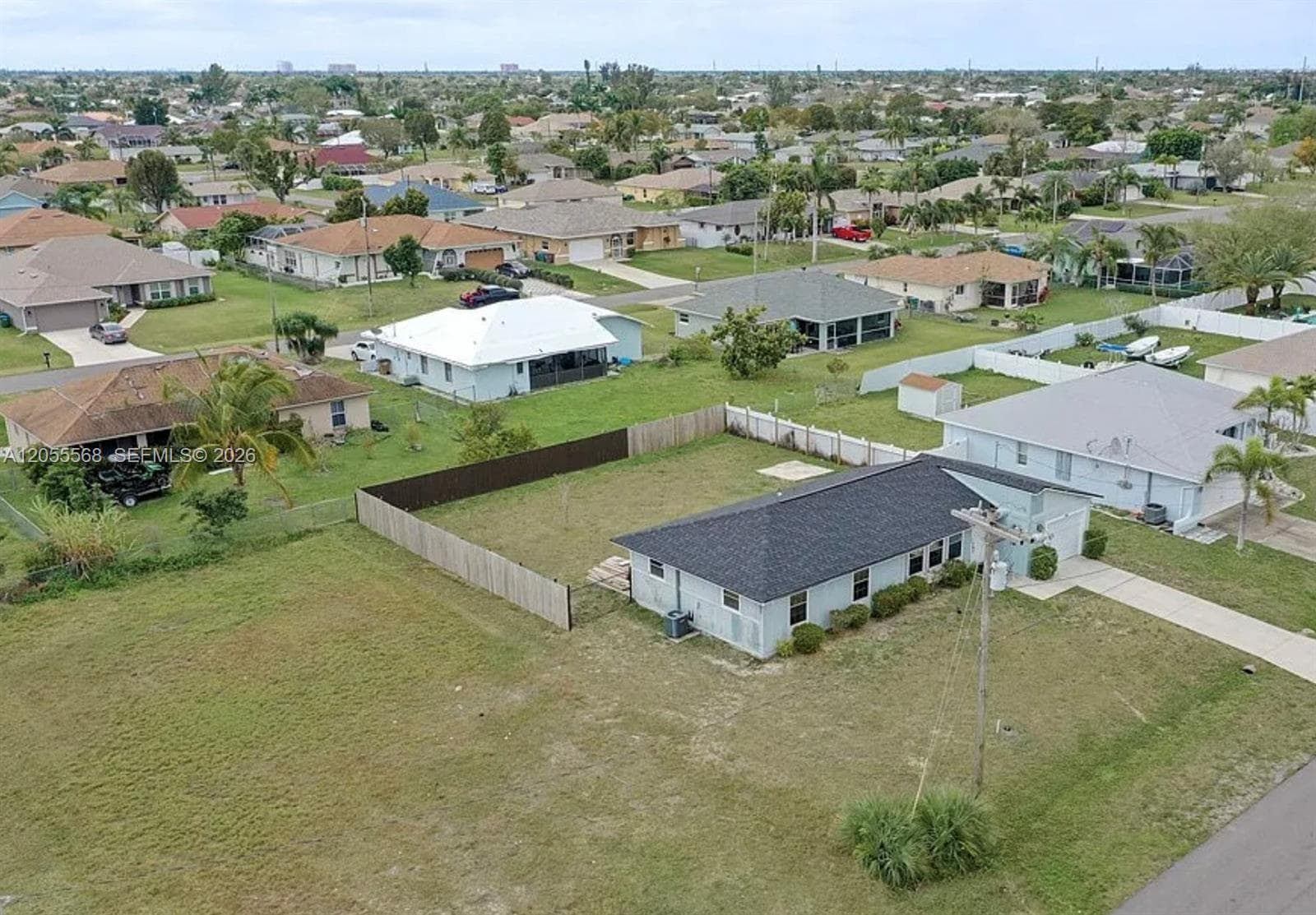 320 SE 26 TERRACE # N.A, Cape Coral, FL 33034 photo 2