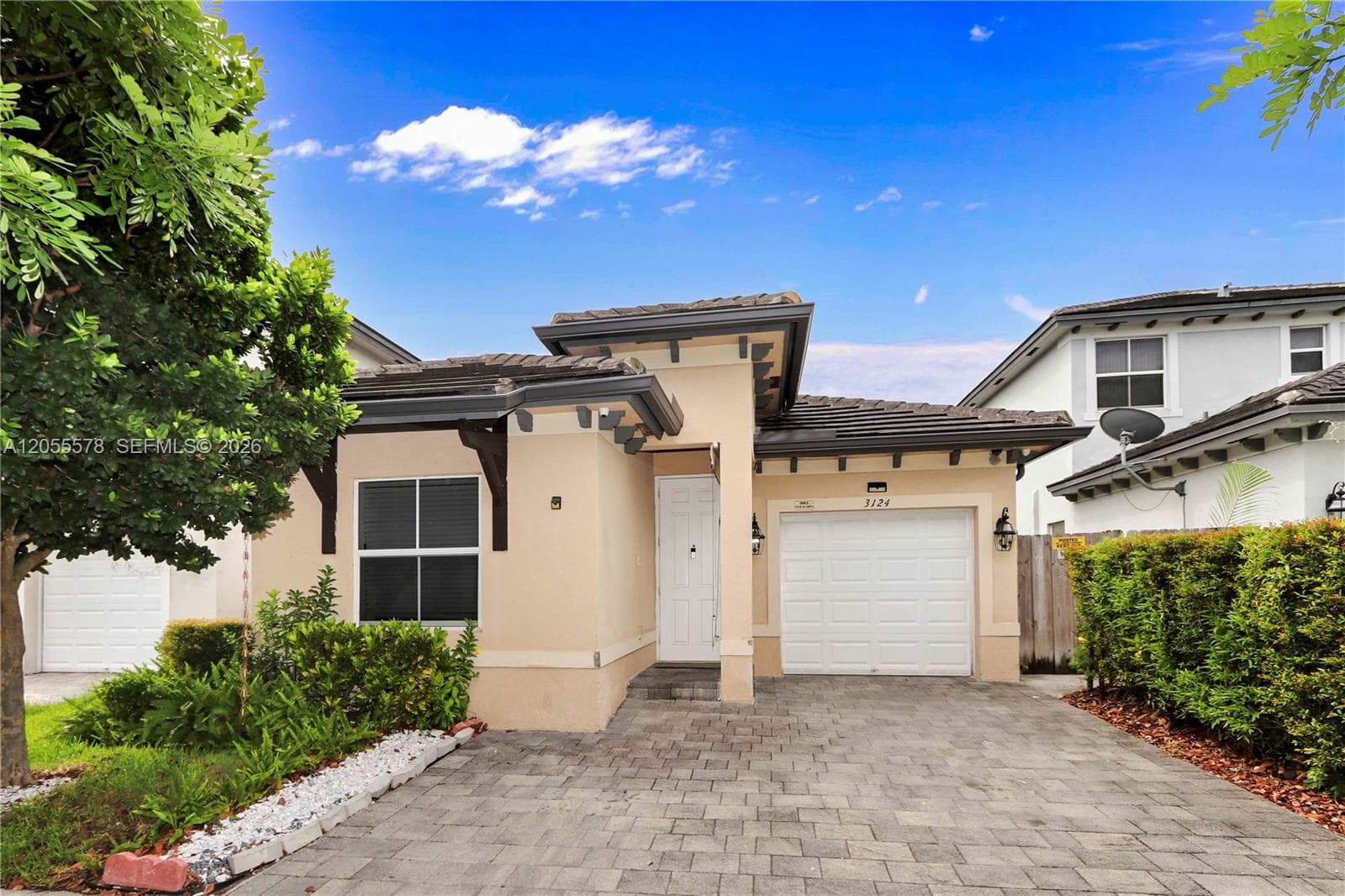 3124 SE 2nd Dr, Homestead, FL 33033