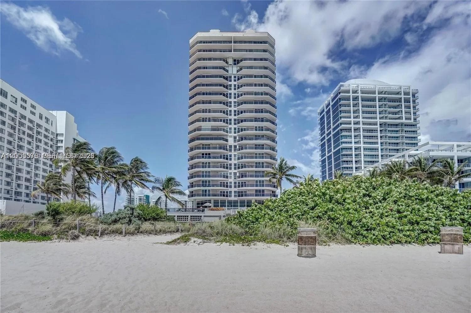 6767 Collins # 901, Miami Beach, FL 33141 photo 2