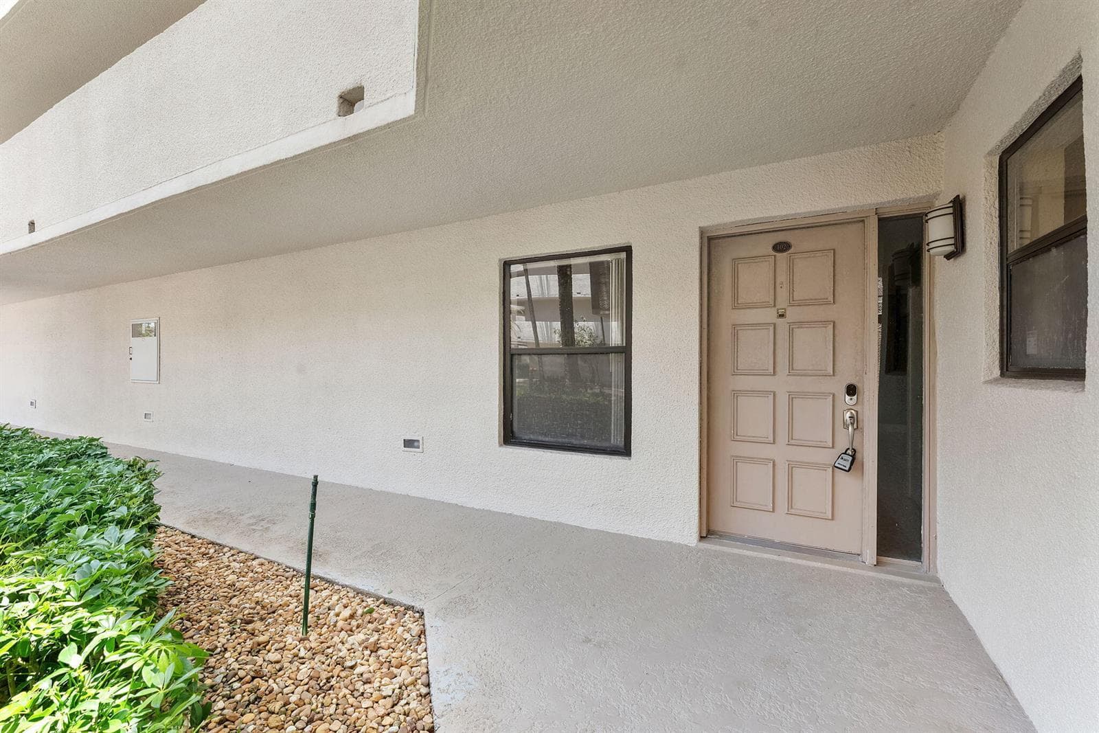 5800 Camino Del Sol # 102, Boca Raton, FL 33433 photo 2