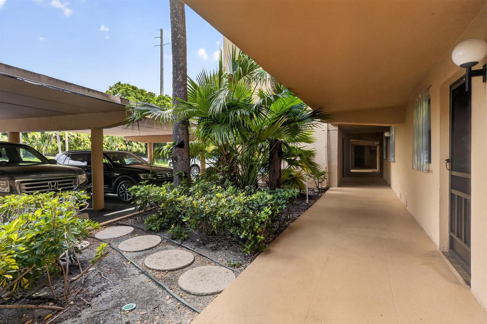 1036 US Highway 1 # 121, North Palm Beach, FL 33408 photo 4