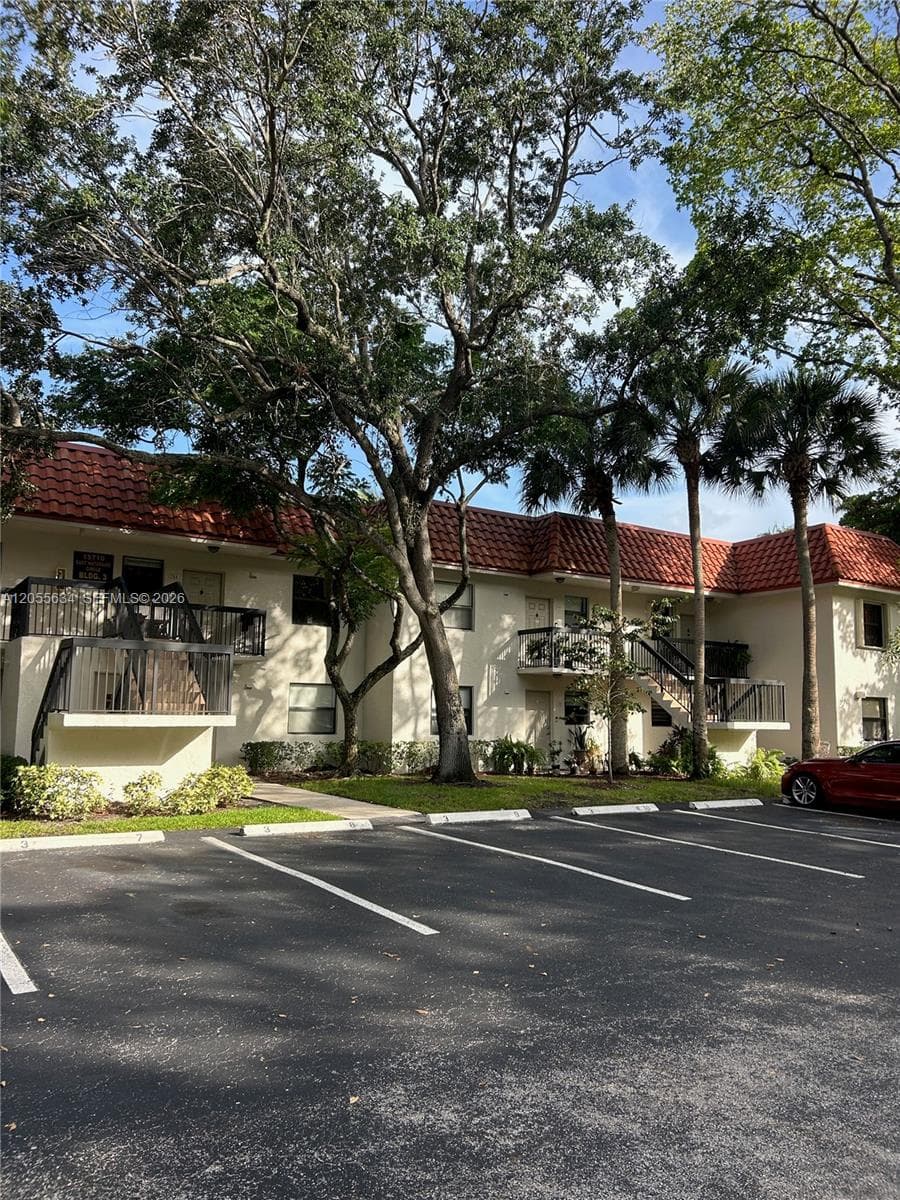 15710 E Waterside Cir # 203, Sunrise, FL 33326 photo 3