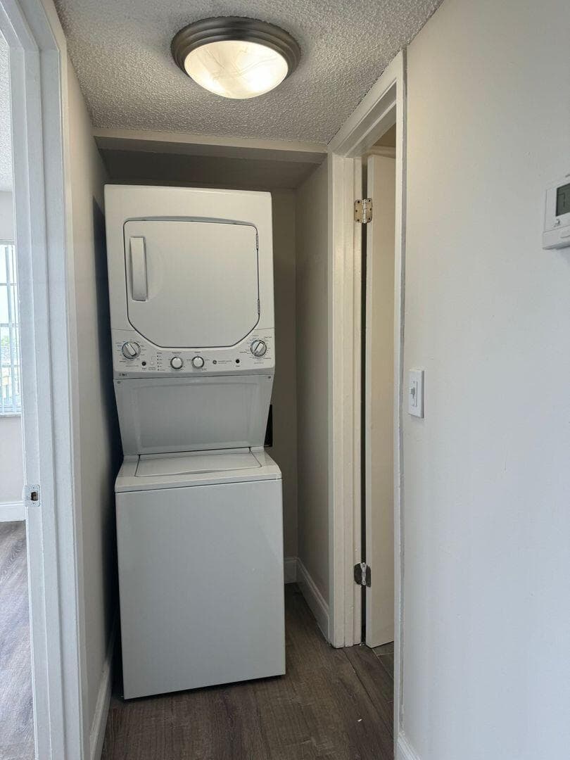 537 S SEQUOIA Drive # Apt 309, West Palm Beach, FL 33409 photo 5