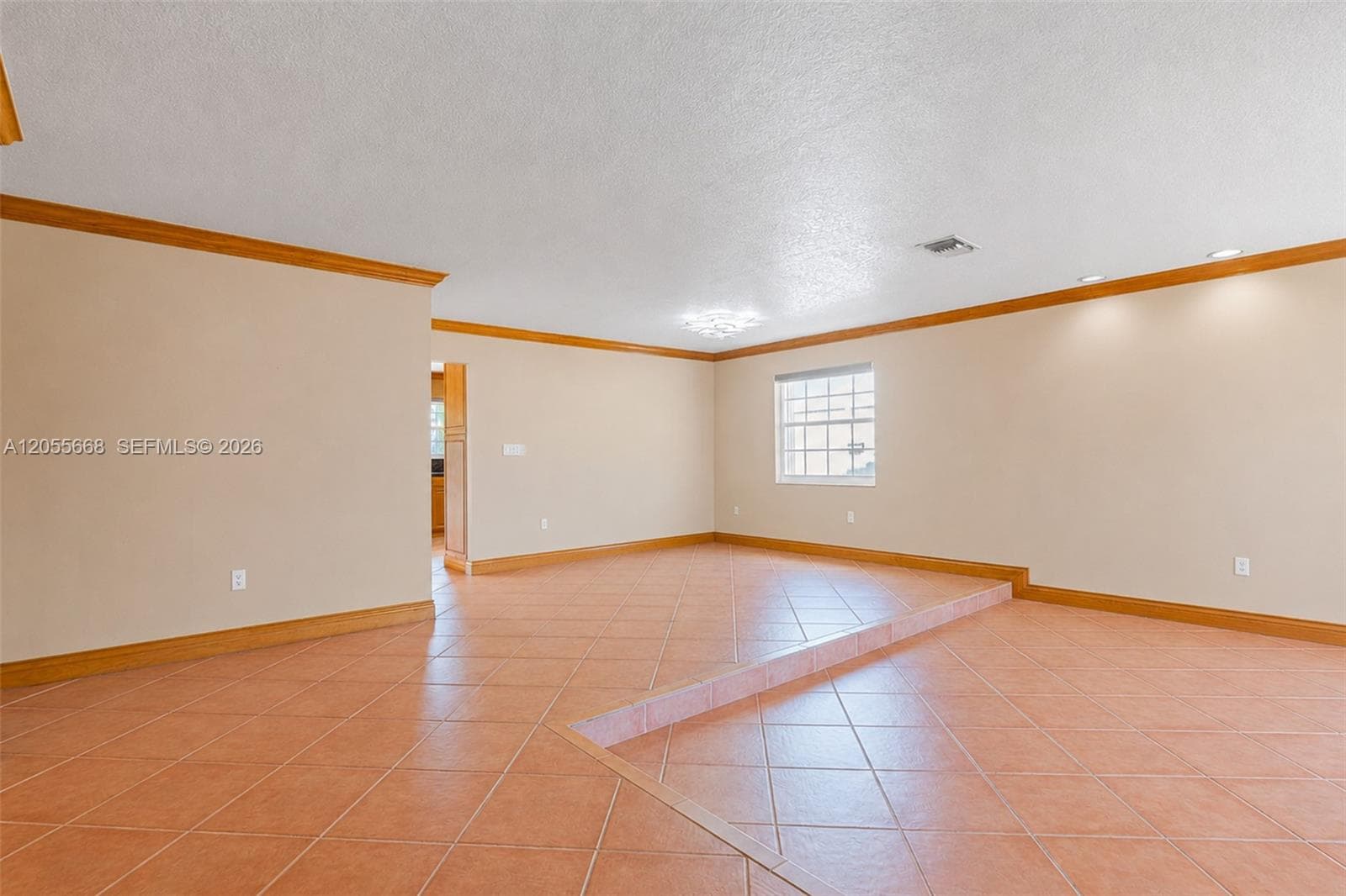 13390 SW 1st St, Miami, FL 33184 photo 5