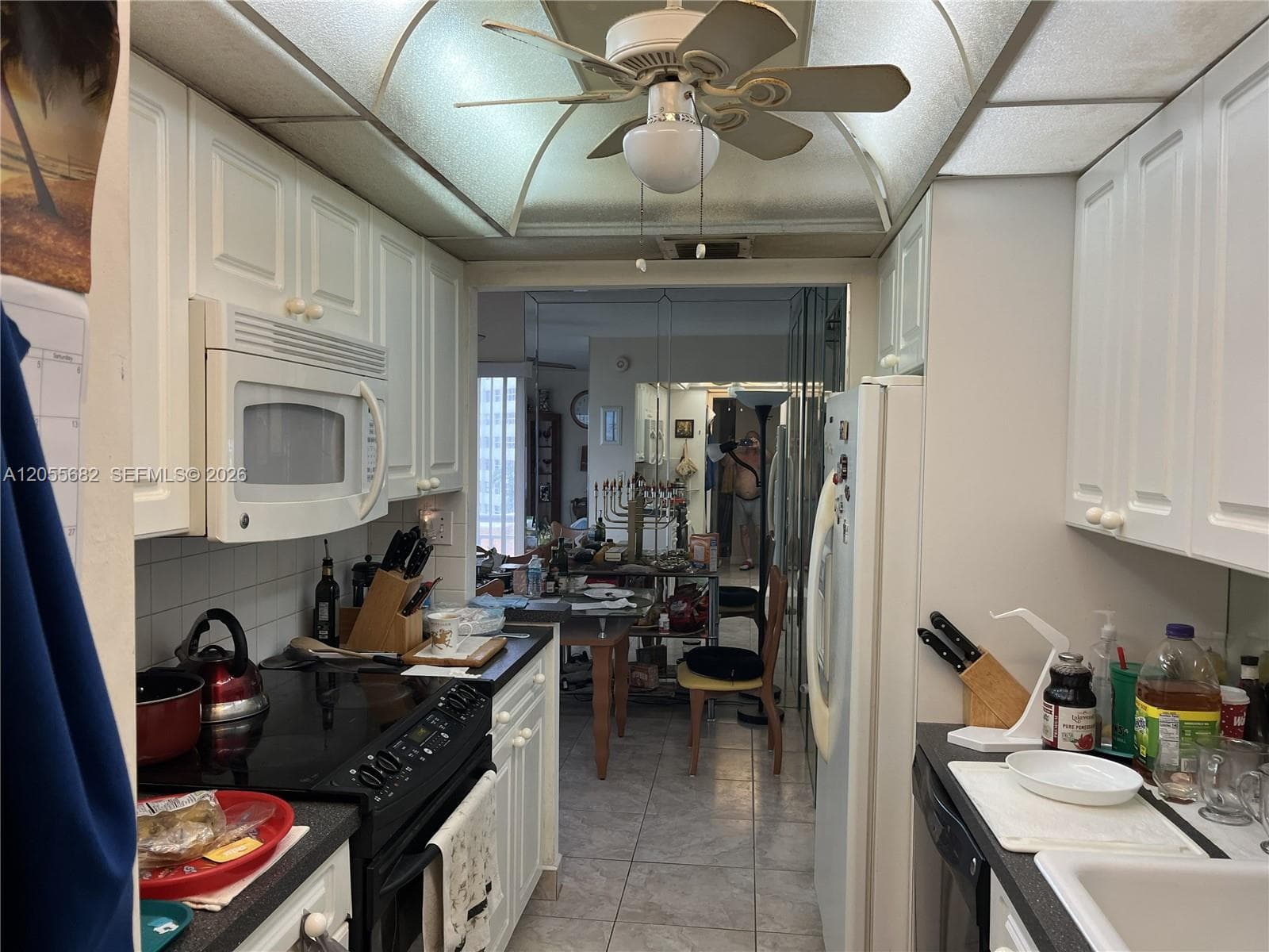 120 Golden Isles Dr # 44B, Hallandale Beach, FL 33009