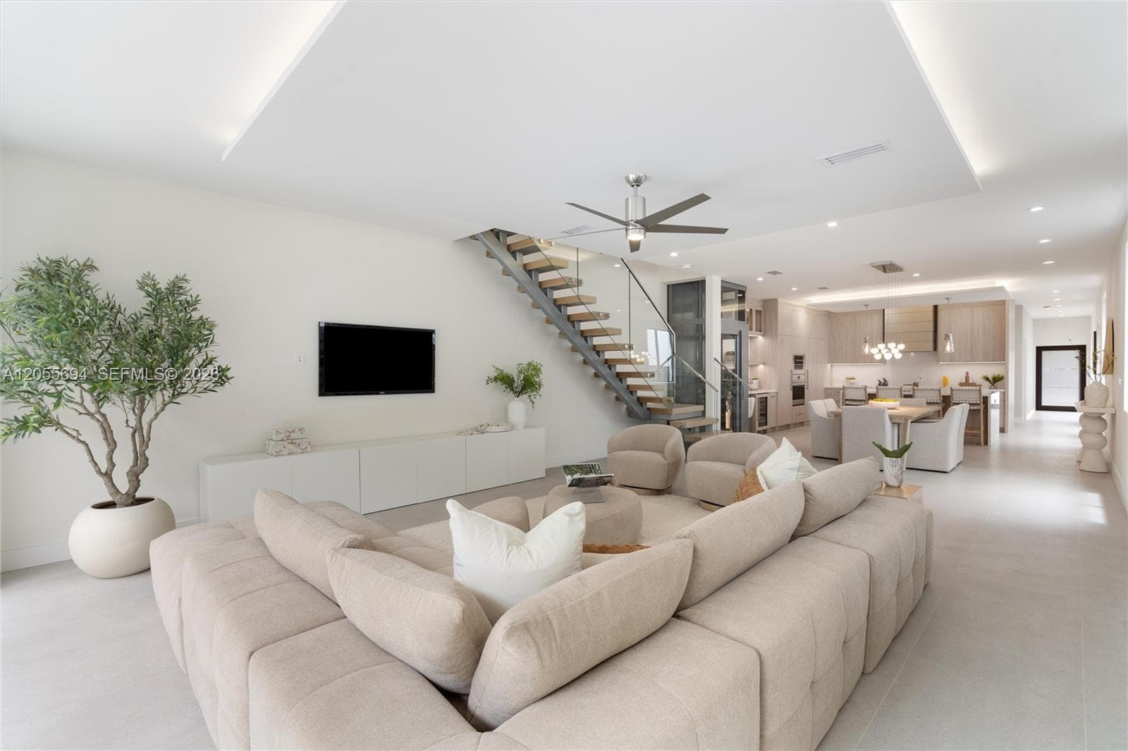1418 NE 6th St, Fort Lauderdale, FL 33304 photo 3