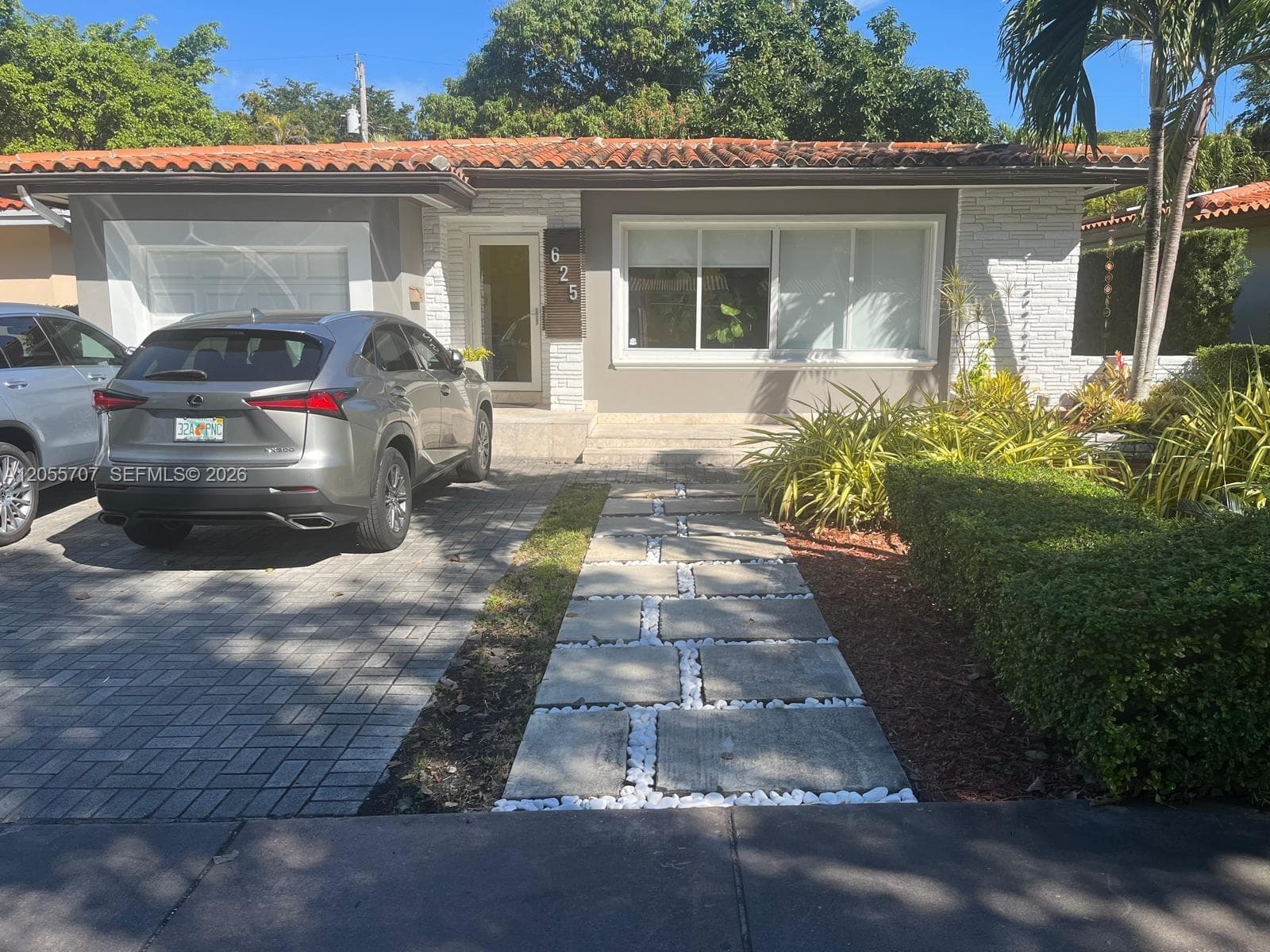 625 Bird Rd, Coral Gables, FL 33146 photo 2