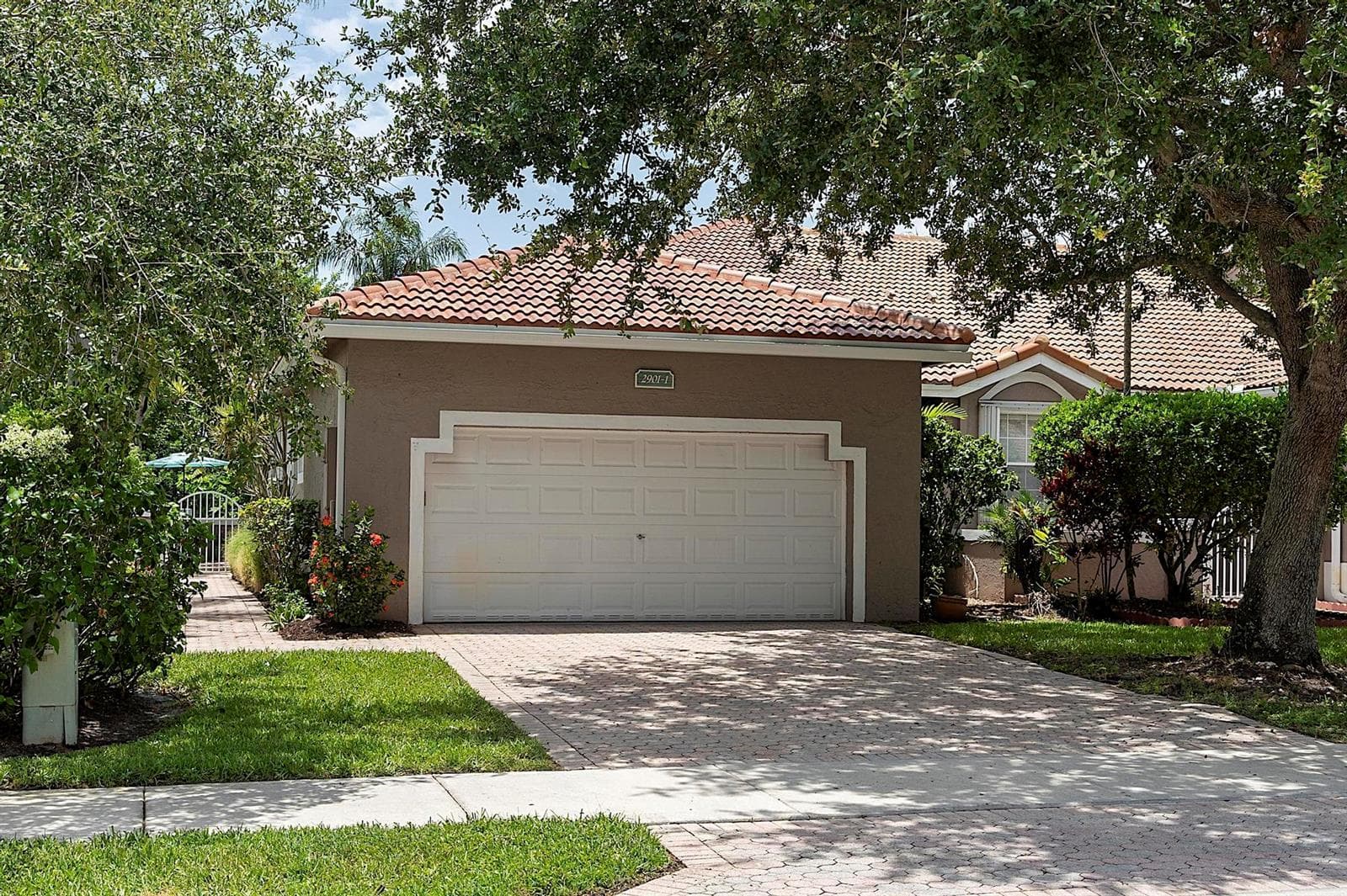 2901 E Aragon Boulevard # 1, Sunrise, FL 33313 photo 2