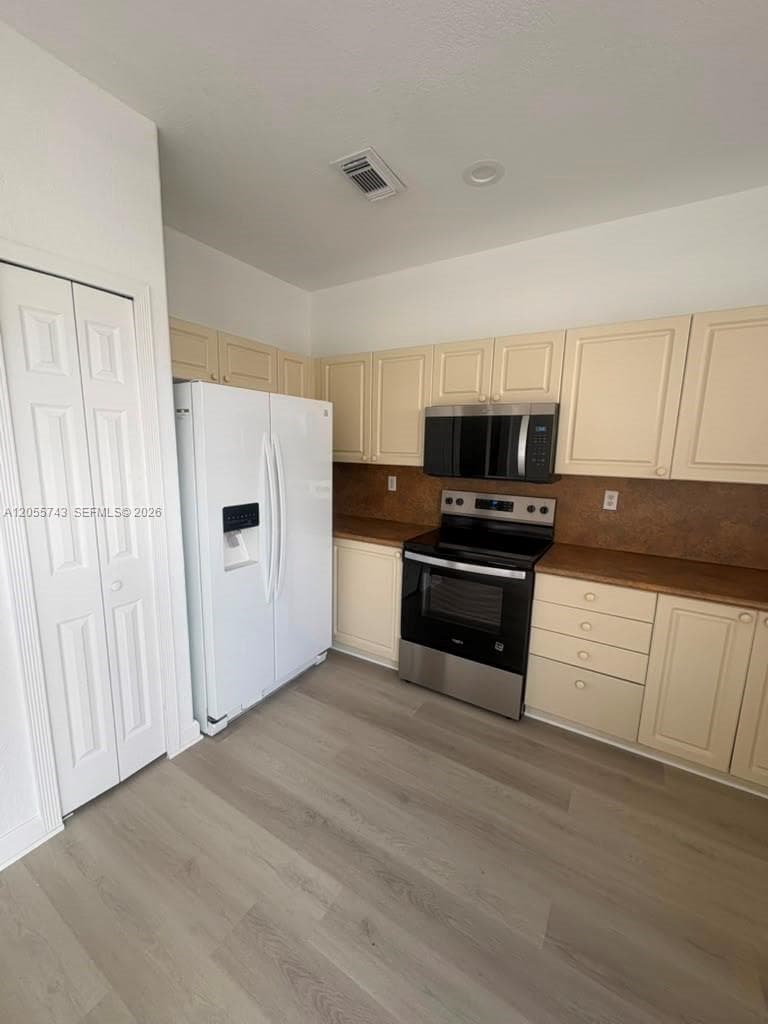 5420 NW 107th Ave # 301, Doral, FL 33178 photo 4