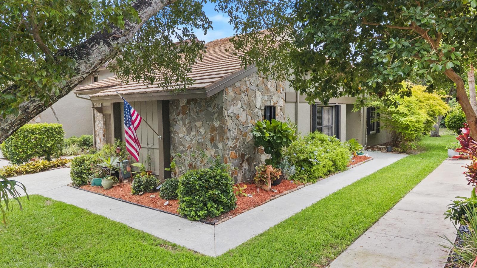 5137 THYME Drive, Palm Beach Gardens, FL 33418 photo 4
