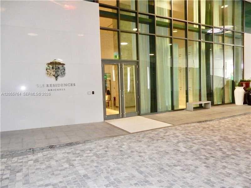 1300 S Miami Ave # 3503, Miami, FL 33130 photo 2