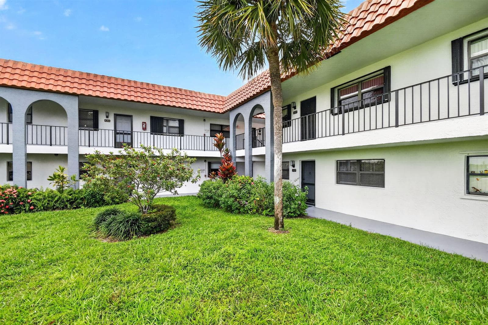 2101 W Woolbright Road # J107, Boynton Beach, FL 33426 photo 2
