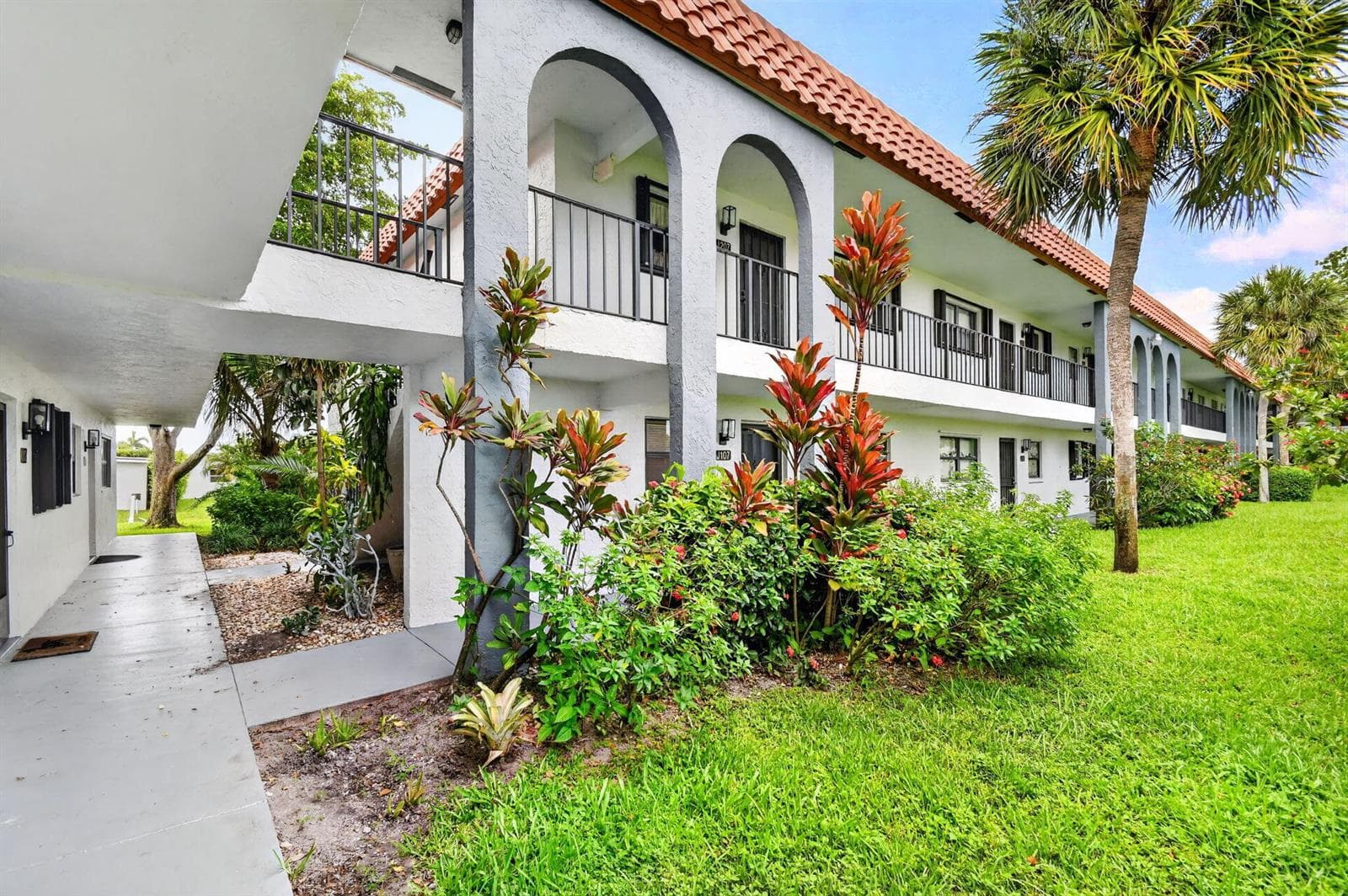 2101 W Woolbright Road # J107, Boynton Beach, FL 33426 photo 3