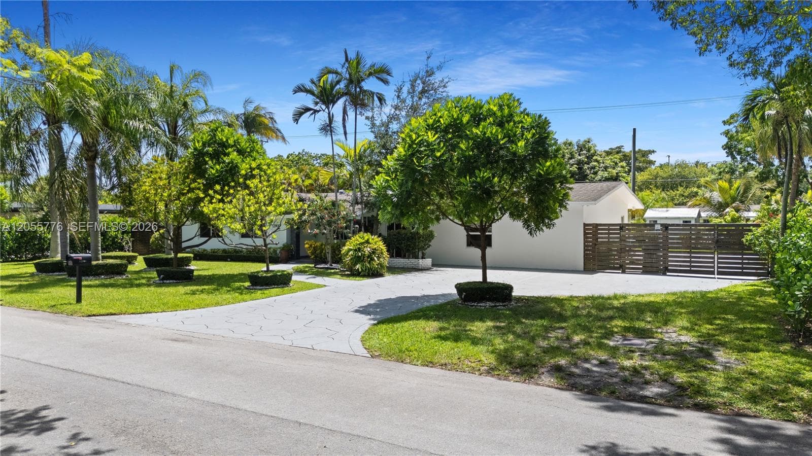 12900 SW 82nd Pl, Pinecrest, FL 33156 photo 4