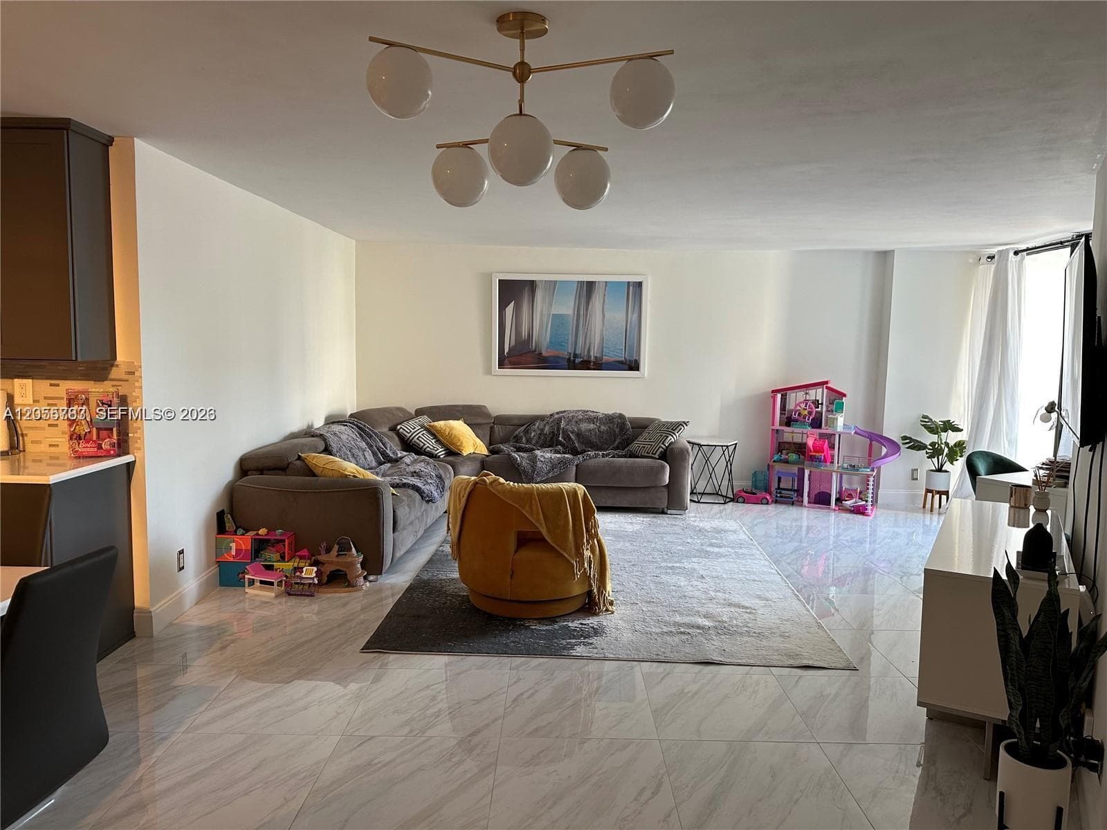 800 Parkview Dr # 412, Hallandale Beach, FL 33009 photo 3