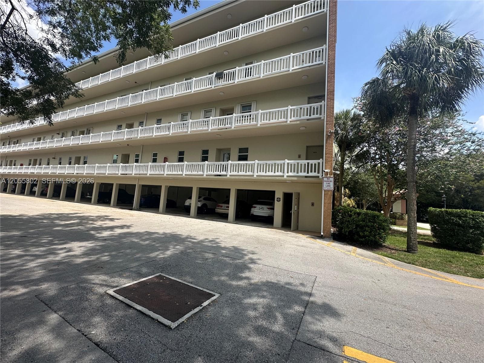 6731 Cypress Rd # 301, Plantation, FL 33317 photo 3