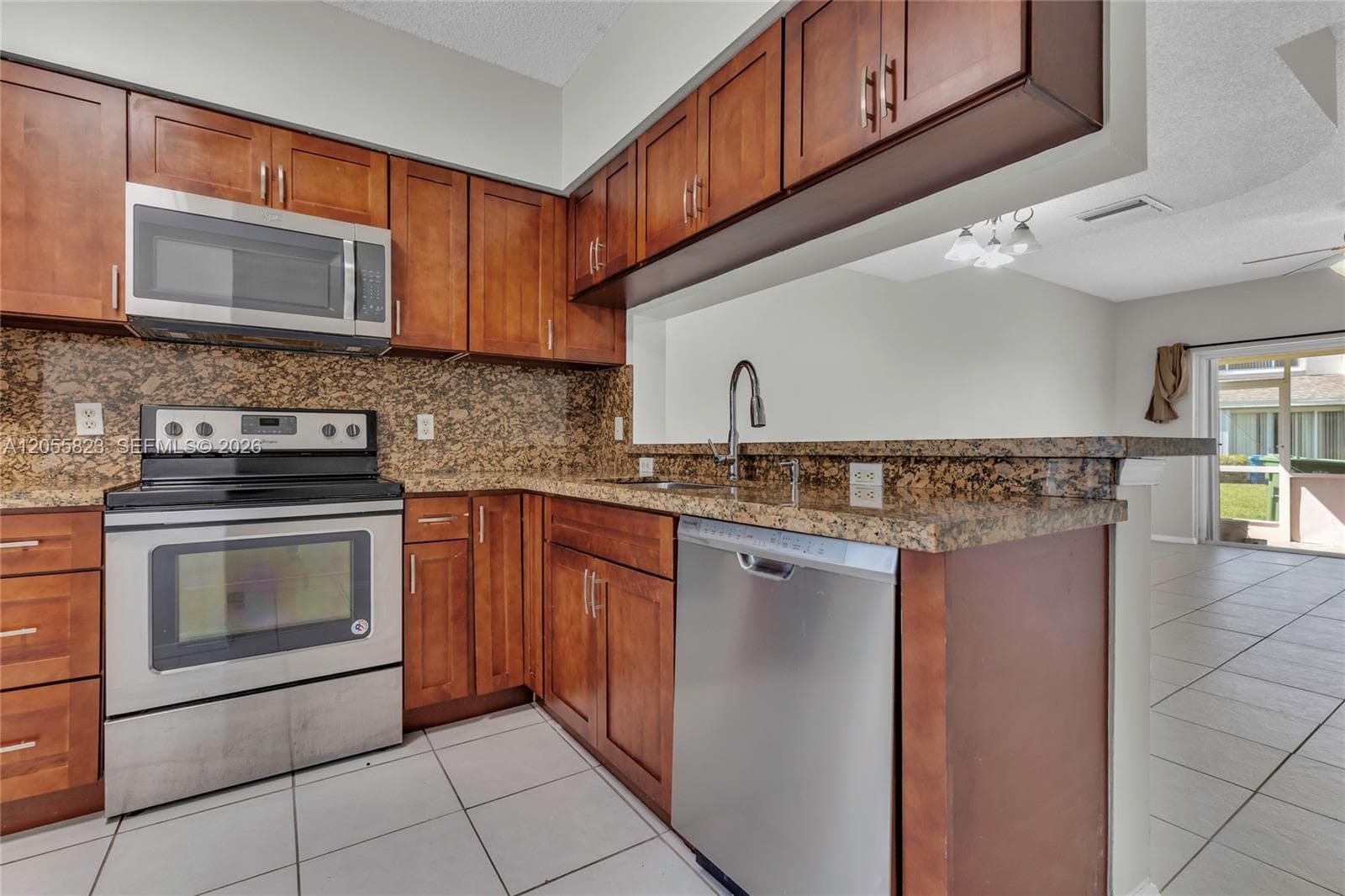 16640 Hemingway Dr # 16640, Weston, FL 33326 photo 4