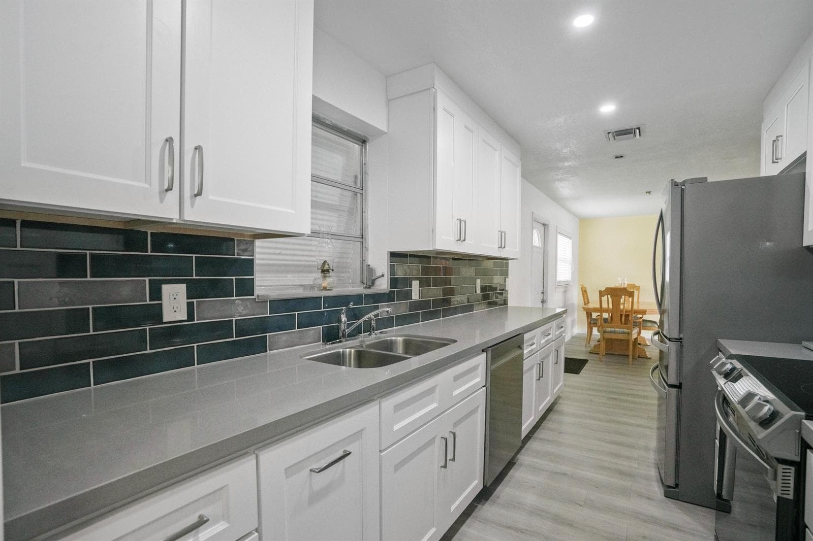 2270 SW 30TH Terrace, Fort Lauderdale, FL 33312 photo 3