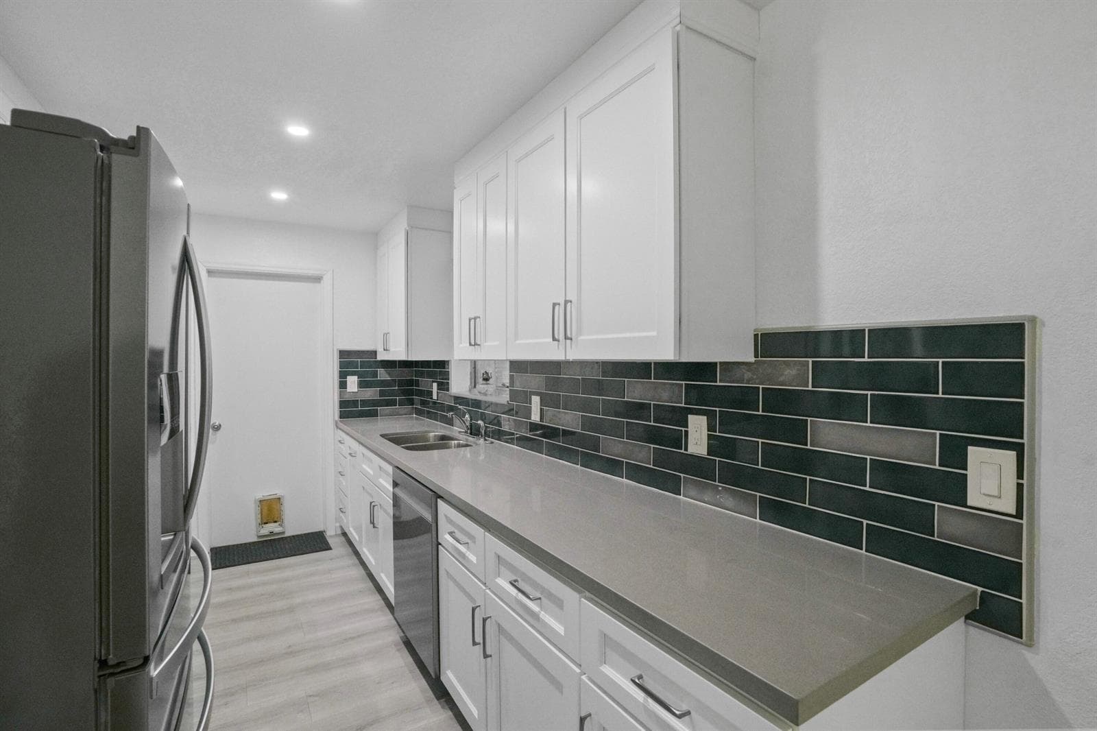 2270 SW 30TH Terrace, Fort Lauderdale, FL 33312 photo 5