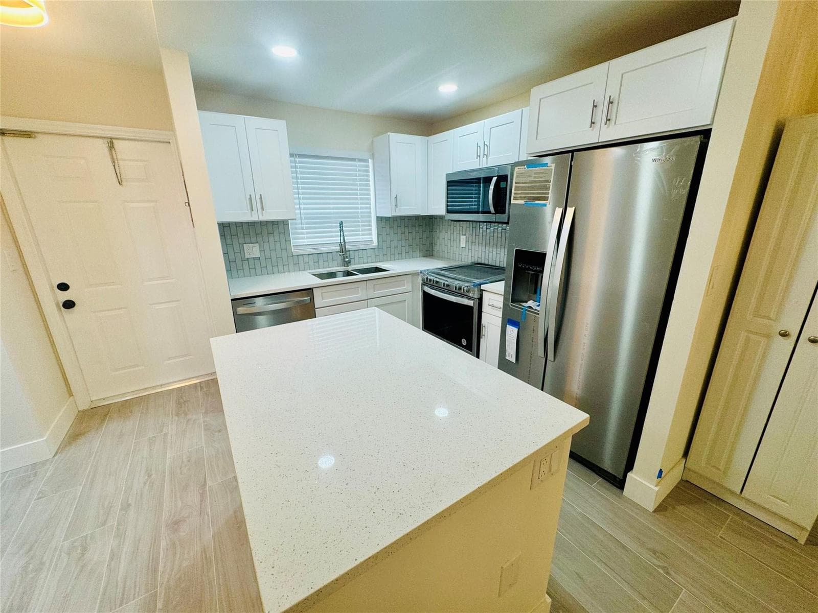 805 W OAKLAND PARK Boulevard # E5, Wilton Manors, FL 33311 photo 3