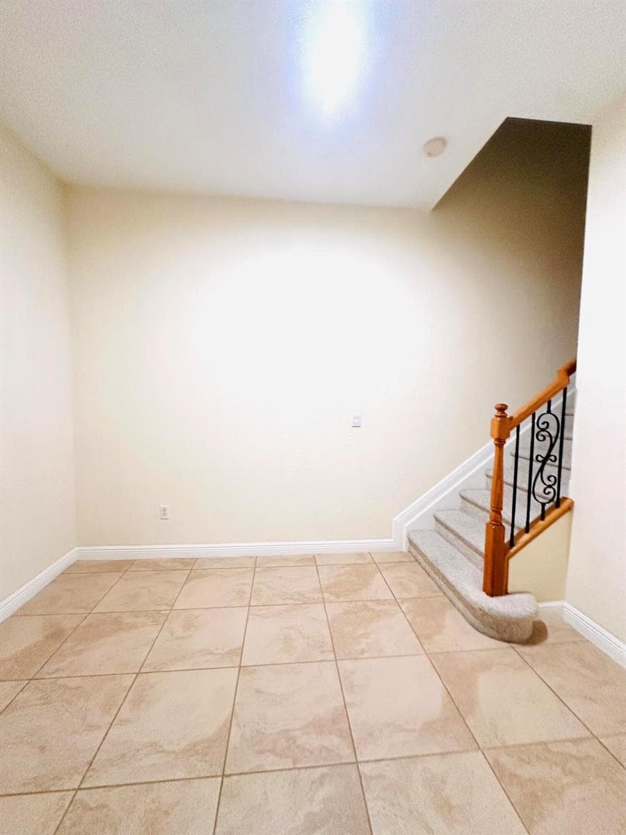 8296 NW 9th Avenue, Boca Raton, FL 33487 photo 4