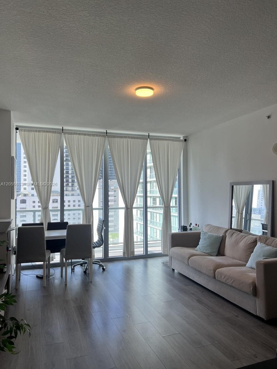 79 SW 12th St # 1511-S, Miami, FL 33130 photo 4