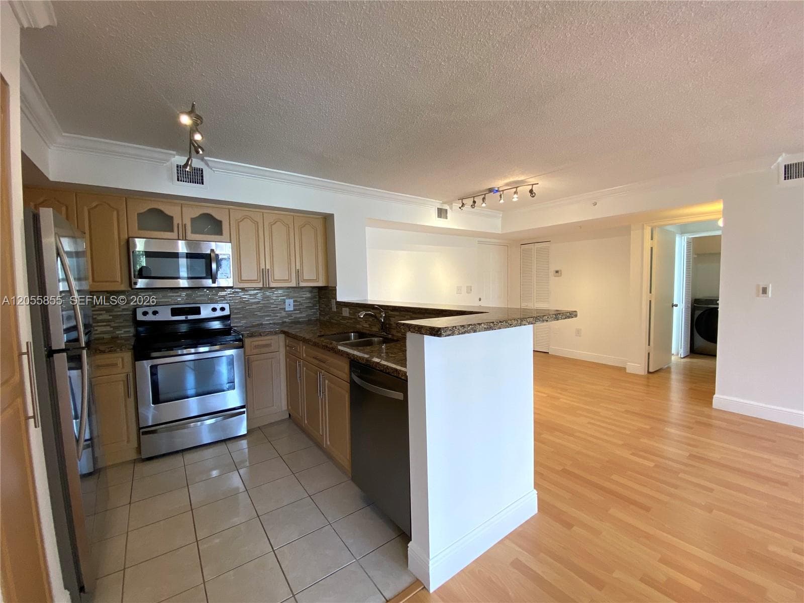 4560 NW 107th Ave # 205-12, Doral, FL 33178 photo 3
