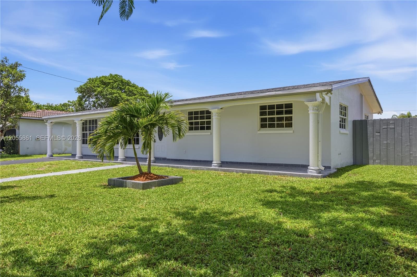 4225 Monroe St, Hollywood, FL 33021 photo 2