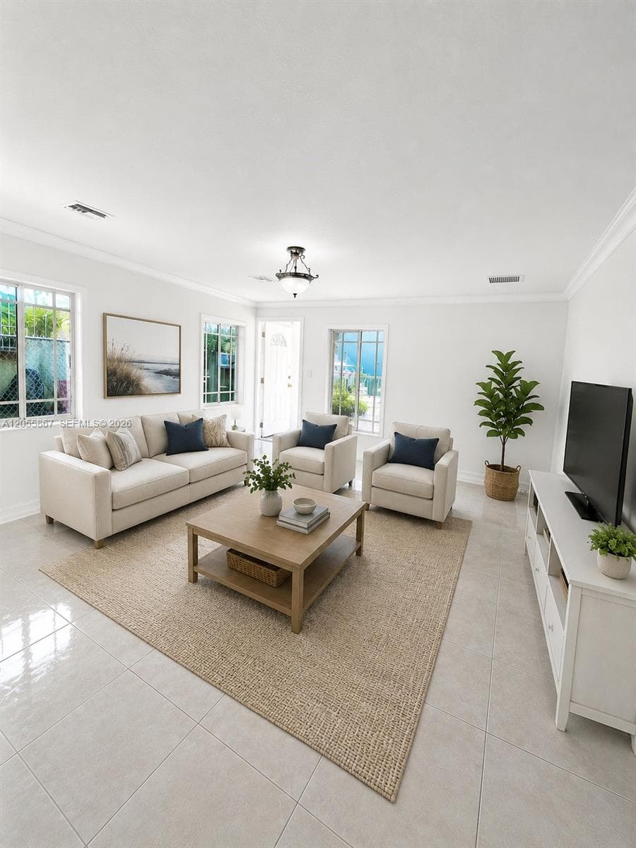 7529 NW 1st Ave, Miami, FL 33150 photo 2