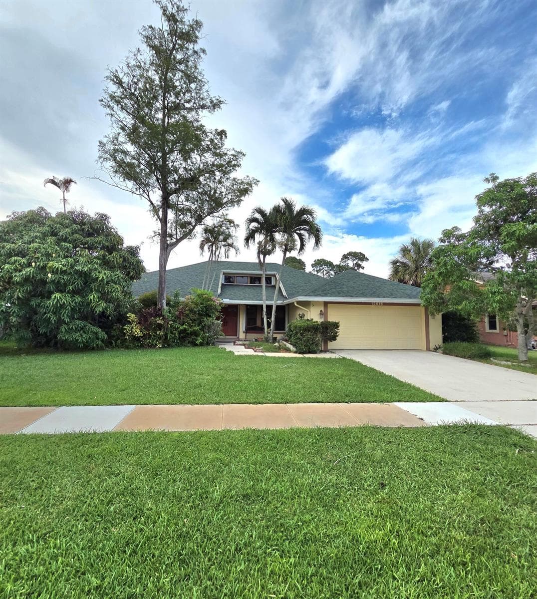 13616 NORTHUMBERLAND Circle, Wellington, FL 33414 photo 2