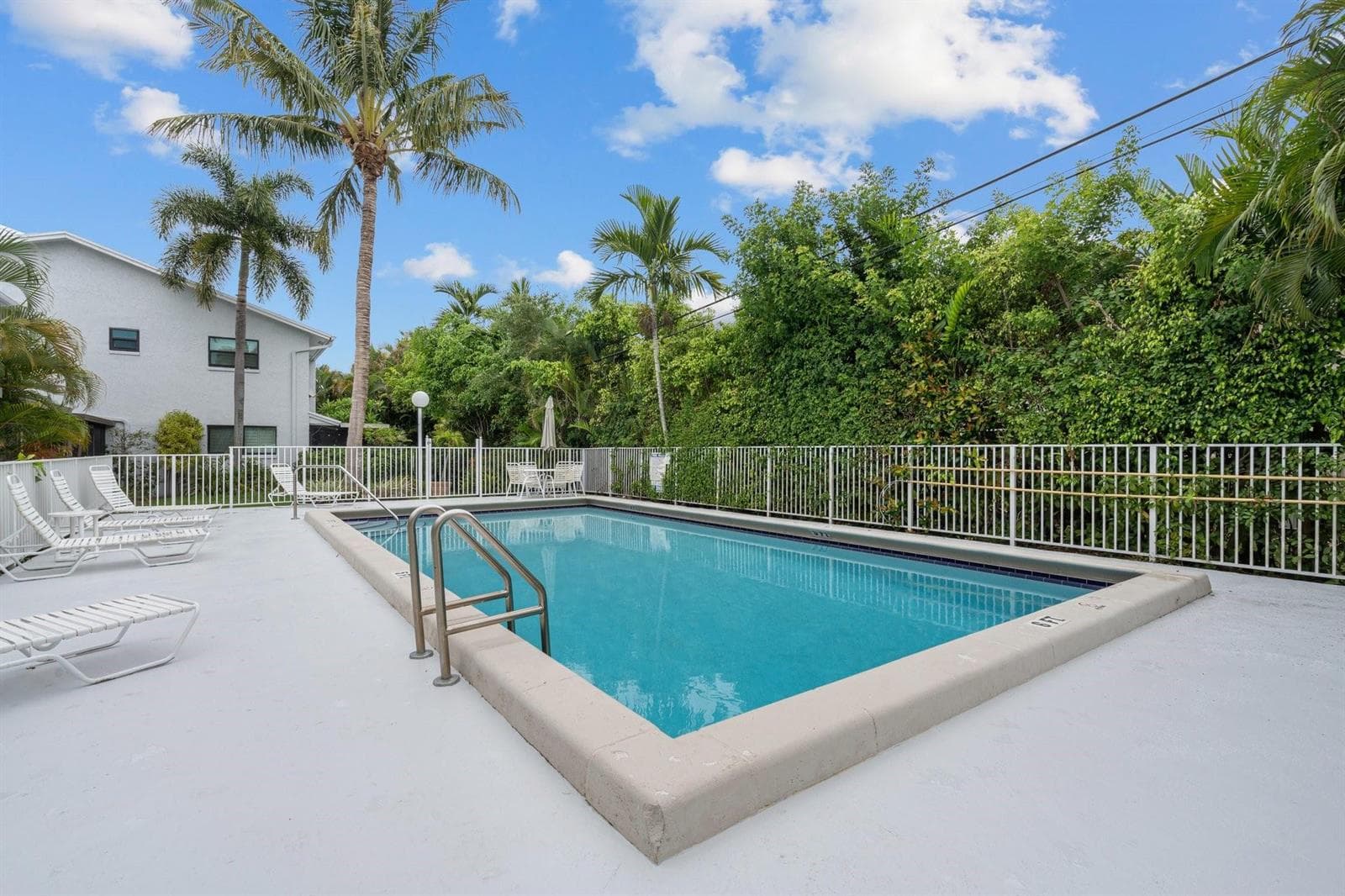 2116 NE 44TH Street, Lighthouse Point, FL 33064 photo 2